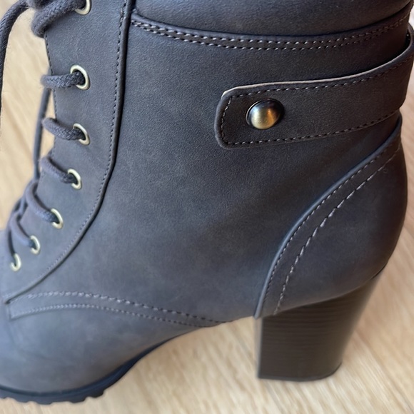 Style & Co ankle booties - Picture 8 of 10